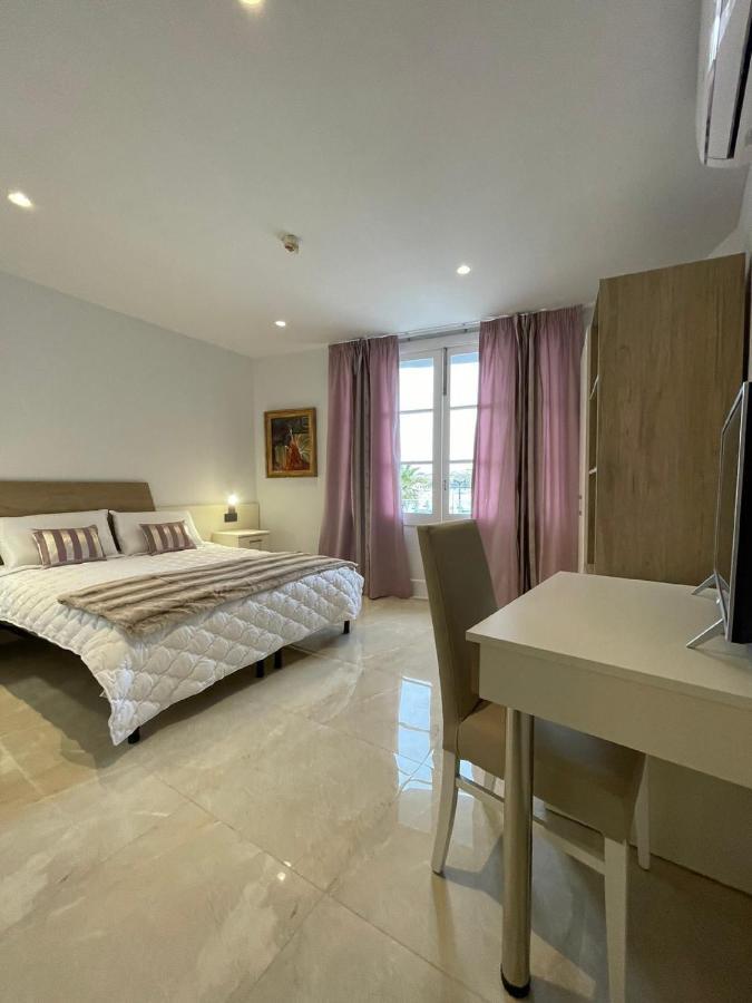 La Reggia Seaview Guesthouse Marsaxlokk Buitenkant foto
