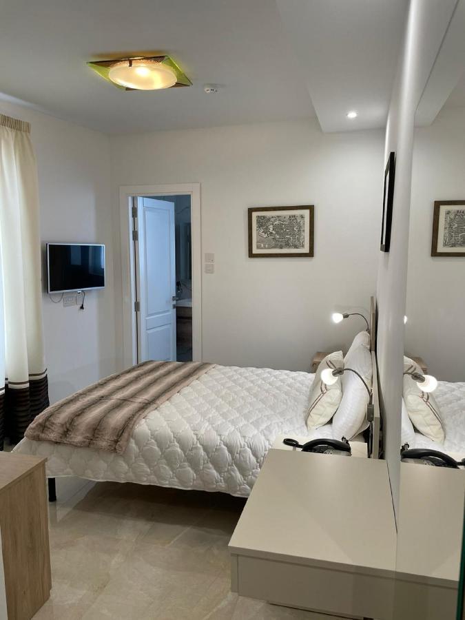 La Reggia Seaview Guesthouse Marsaxlokk Buitenkant foto
