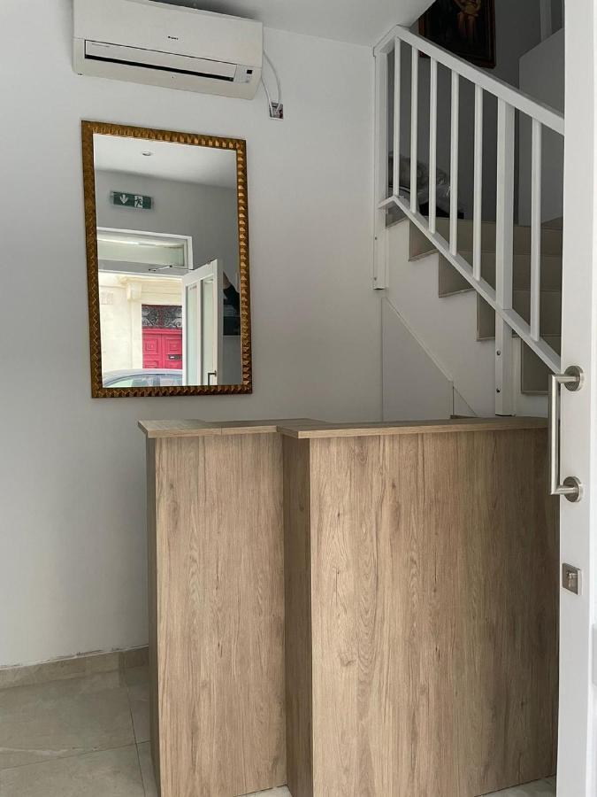 La Reggia Seaview Guesthouse Marsaxlokk Buitenkant foto